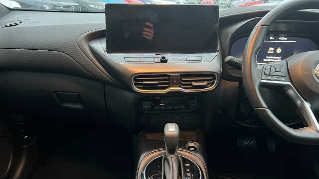 Nissan Juke 1.6 Hybrid N-Connecta 5dr Auto