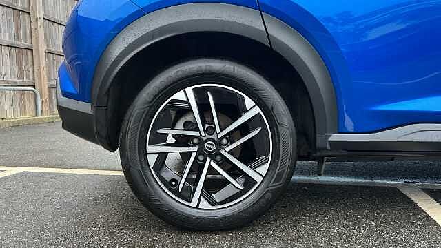 Nissan Juke 1.6 Hybrid N-Connecta 5dr Auto