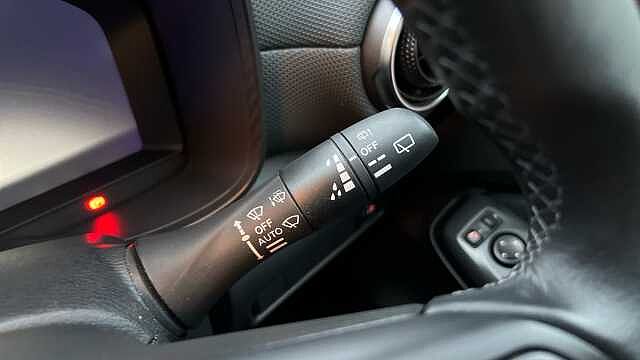 Nissan Juke 1.6 Hybrid N-Connecta 5dr Auto