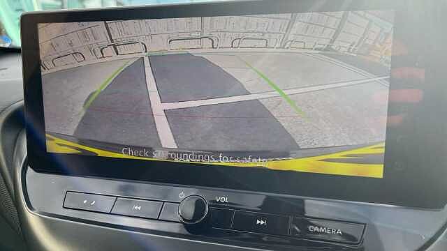 Nissan Juke 1.0 DiG-T N-Connecta 5dr