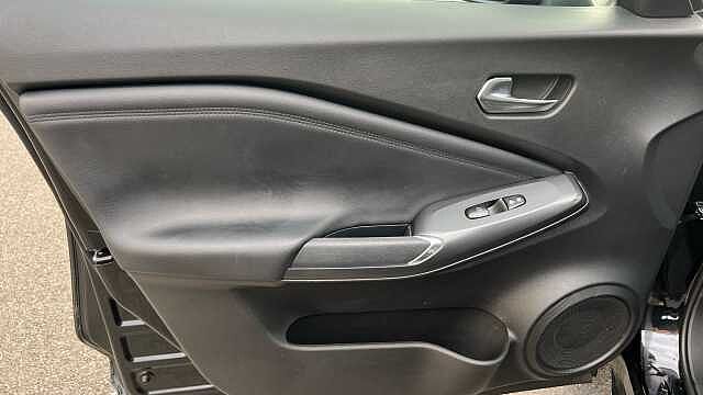 Nissan Juke 1.0 DiG-T N-Connecta 5dr