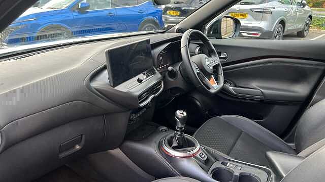 Nissan Juke 1.0 DiG-T N-Connecta 5dr
