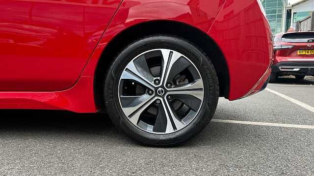 Nissan LEAF 110kW Tekna 40kWh 5dr Auto
