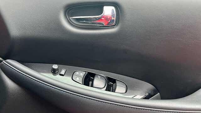 Nissan LEAF 110kW Tekna 40kWh 5dr Auto