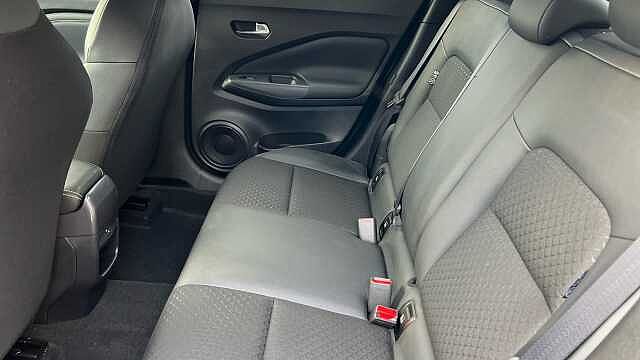 Nissan Juke 1.6 Hybrid N-Connecta 5dr Auto