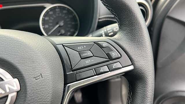 Nissan Juke 1.6 Hybrid N-Connecta 5dr Auto