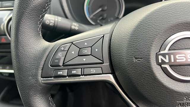 Nissan Juke 1.6 Hybrid N-Connecta 5dr Auto