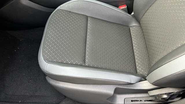 Nissan Juke 1.6 Hybrid N-Connecta 5dr Auto