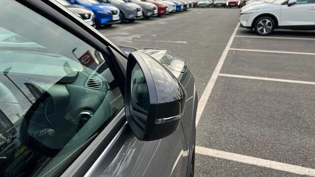 Nissan Juke 1.6 Hybrid N-Connecta 5dr Auto