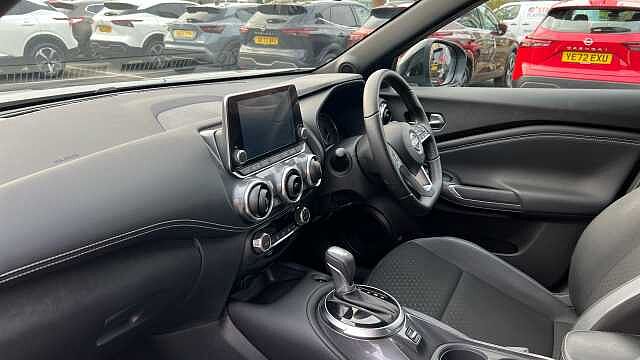 Nissan Juke 1.6 Hybrid N-Connecta 5dr Auto