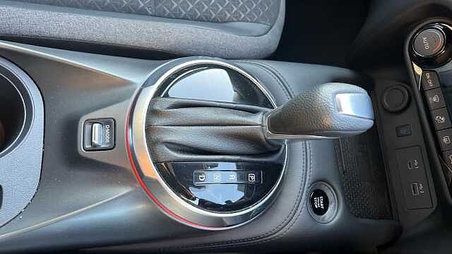 Nissan Juke JUKE 1.0 DiG-T N-Connecta 5dr DCT