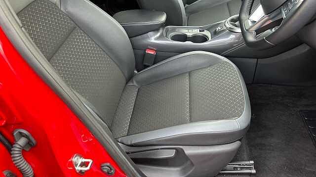 Nissan Juke JUKE 1.0 DiG-T 114 N-Connecta 5dr