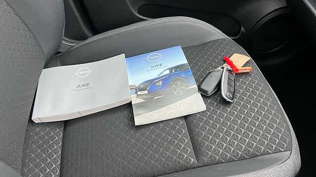 Nissan Juke JUKE 1.0 DiG-T N-Connecta 5dr