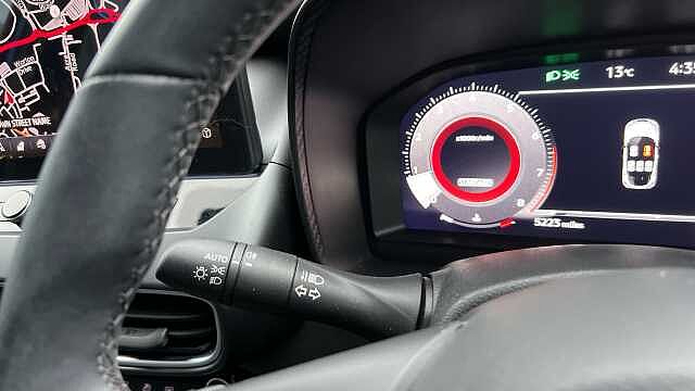 Nissan Juke JUKE 1.0 DiG-T N-Connecta 5dr