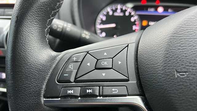 Nissan Juke JUKE 1.0 DiG-T 114 Tekna 5dr