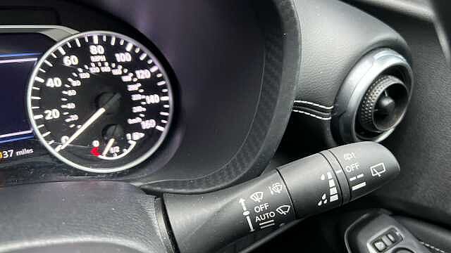 Nissan Juke JUKE 1.0 DiG-T 114 Tekna 5dr