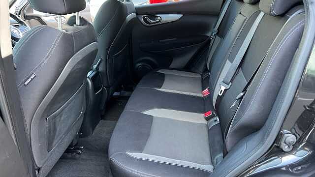 Nissan Qashqai QASHQAI 1.2 DiG-T N-Connecta 5dr