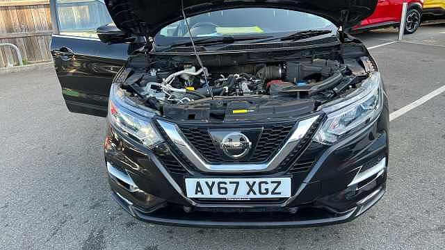 Nissan Qashqai QASHQAI 1.2 DiG-T N-Connecta 5dr