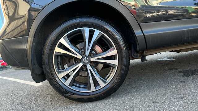 Nissan Qashqai QASHQAI 1.2 DiG-T N-Connecta 5dr