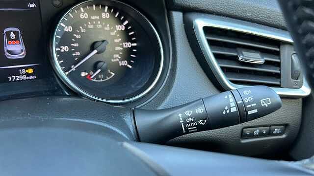 Nissan Qashqai QASHQAI 1.2 DiG-T N-Connecta 5dr