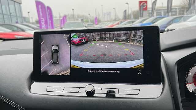 Nissan Qashqai QASHQAI 1.3 DiG-T MH N-Connecta 5dr