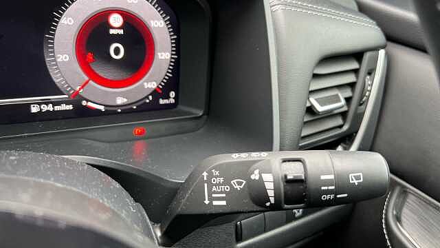 Nissan Qashqai QASHQAI 1.3 DiG-T MH N-Connecta 5dr