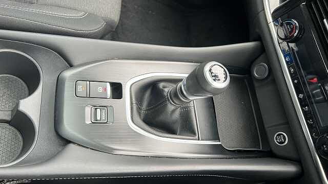 Nissan Qashqai QASHQAI 1.3 DiG-T MH N-Connecta 5dr