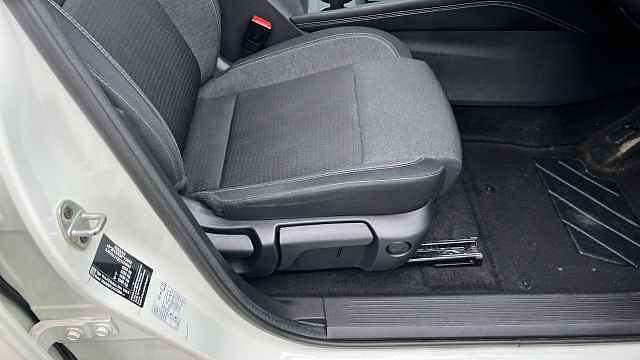 Nissan Qashqai QASHQAI 1.3 DiG-T MH N-Connecta 5dr