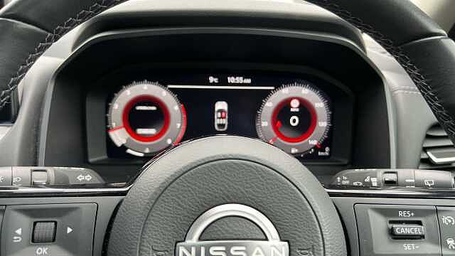 Nissan Qashqai QASHQAI 1.3 DiG-T MH N-Connecta 5dr