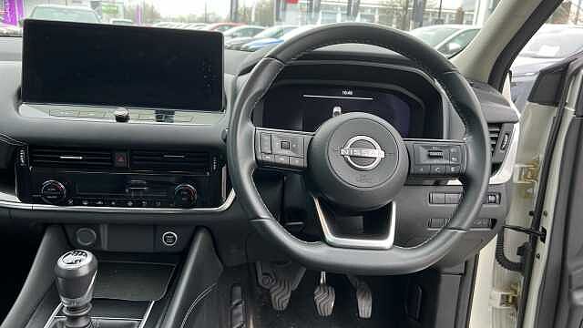 Nissan Qashqai QASHQAI 1.3 DiG-T MH N-Connecta 5dr